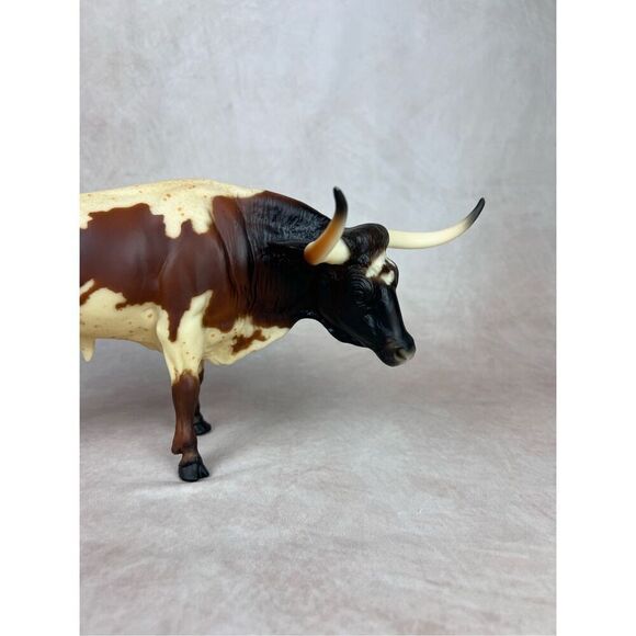 Vintage Breyer Chestnut Pinto Longhorn Bull - Picture 3 of 13